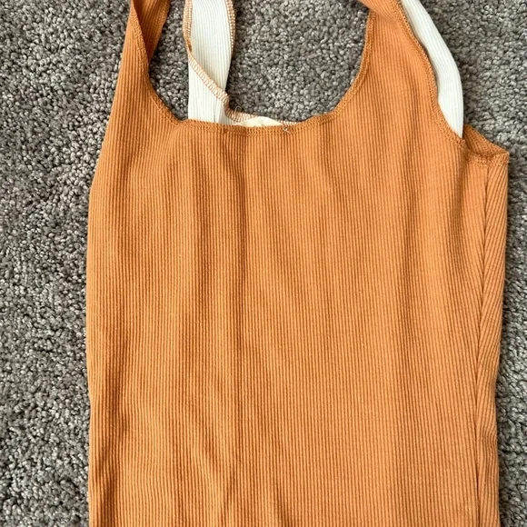 Buckle Women’s Medium cropped tank top - Picture 2 of 2